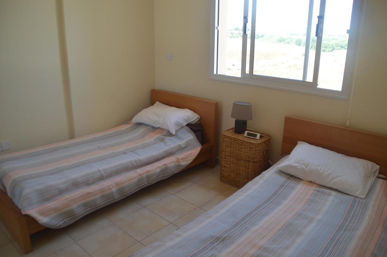 Kapparis Penthouse Apartman Paralímni Kültér fotó